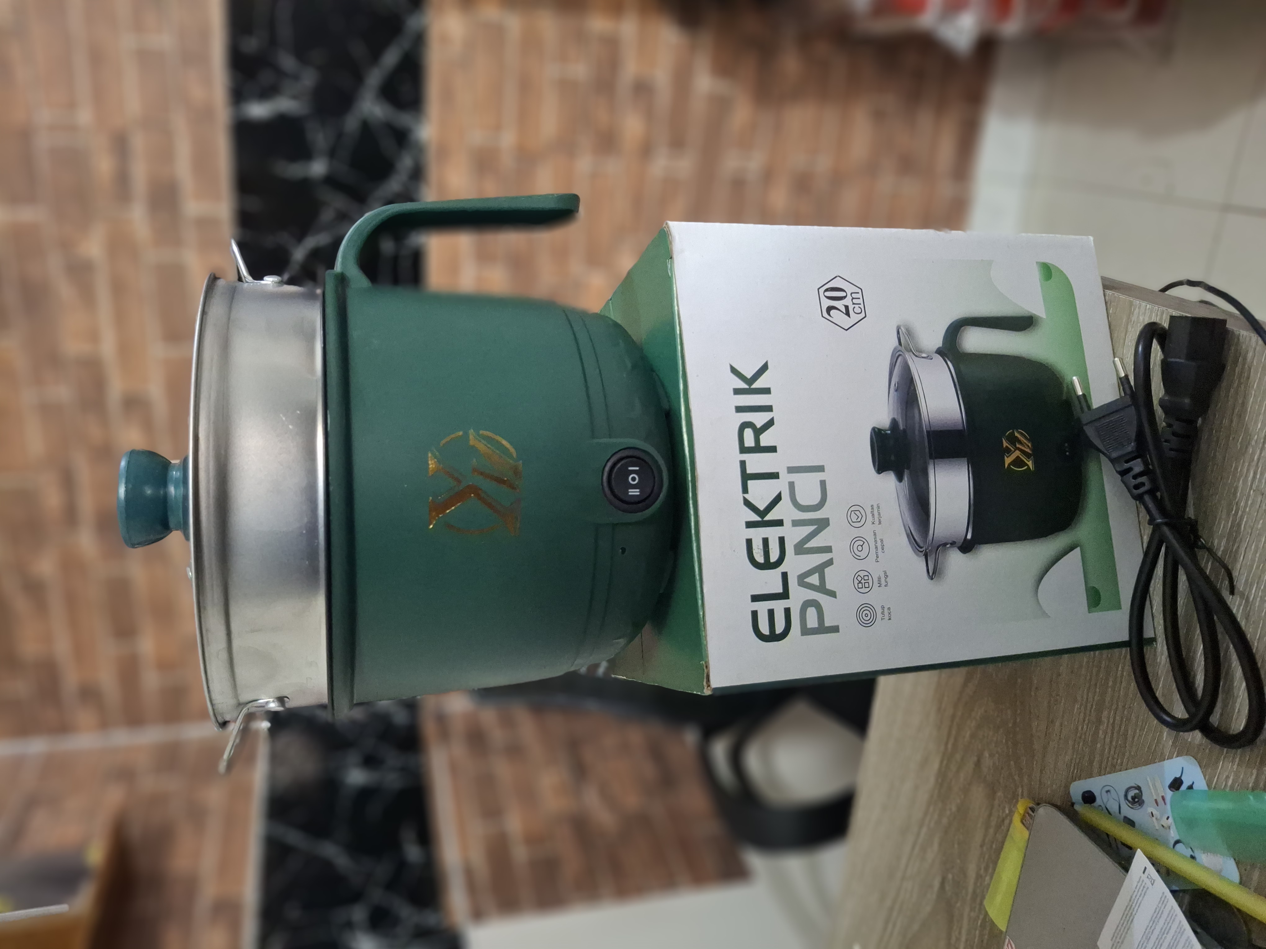 Multi-Functional Electric Cooker 20CM